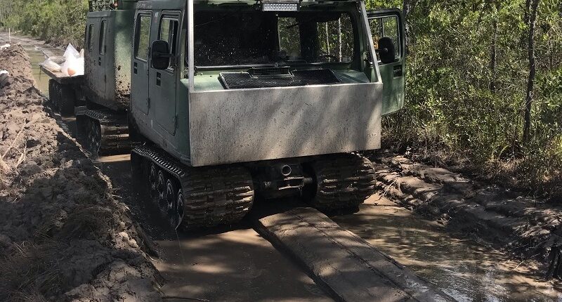 4C Hagglung Crawler Carrier Transport - Wetlands Transportation Services